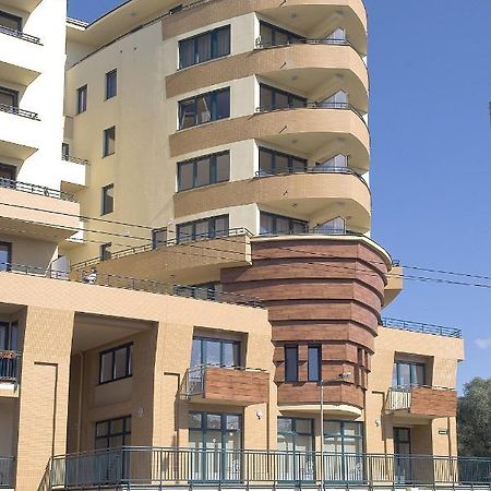 Tisza Palota Apartmanok Szeged Exteriör bild