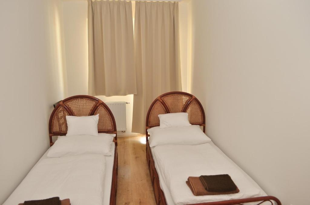 Tisza Palota Apartmanok Szeged Rum bild