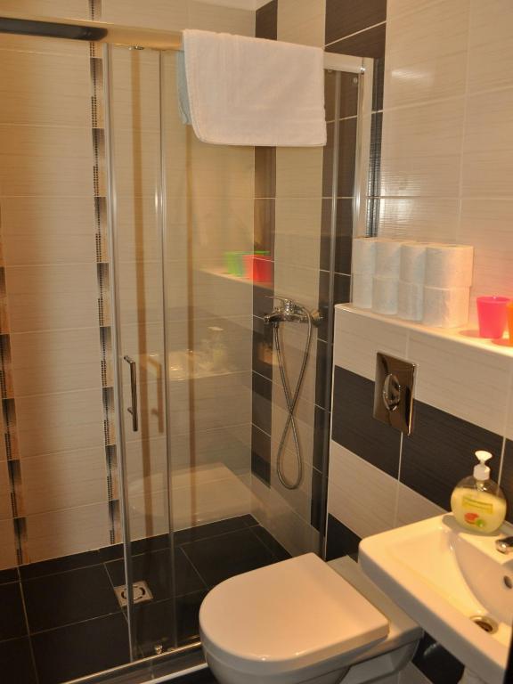 Tisza Palota Apartmanok Szeged Rum bild